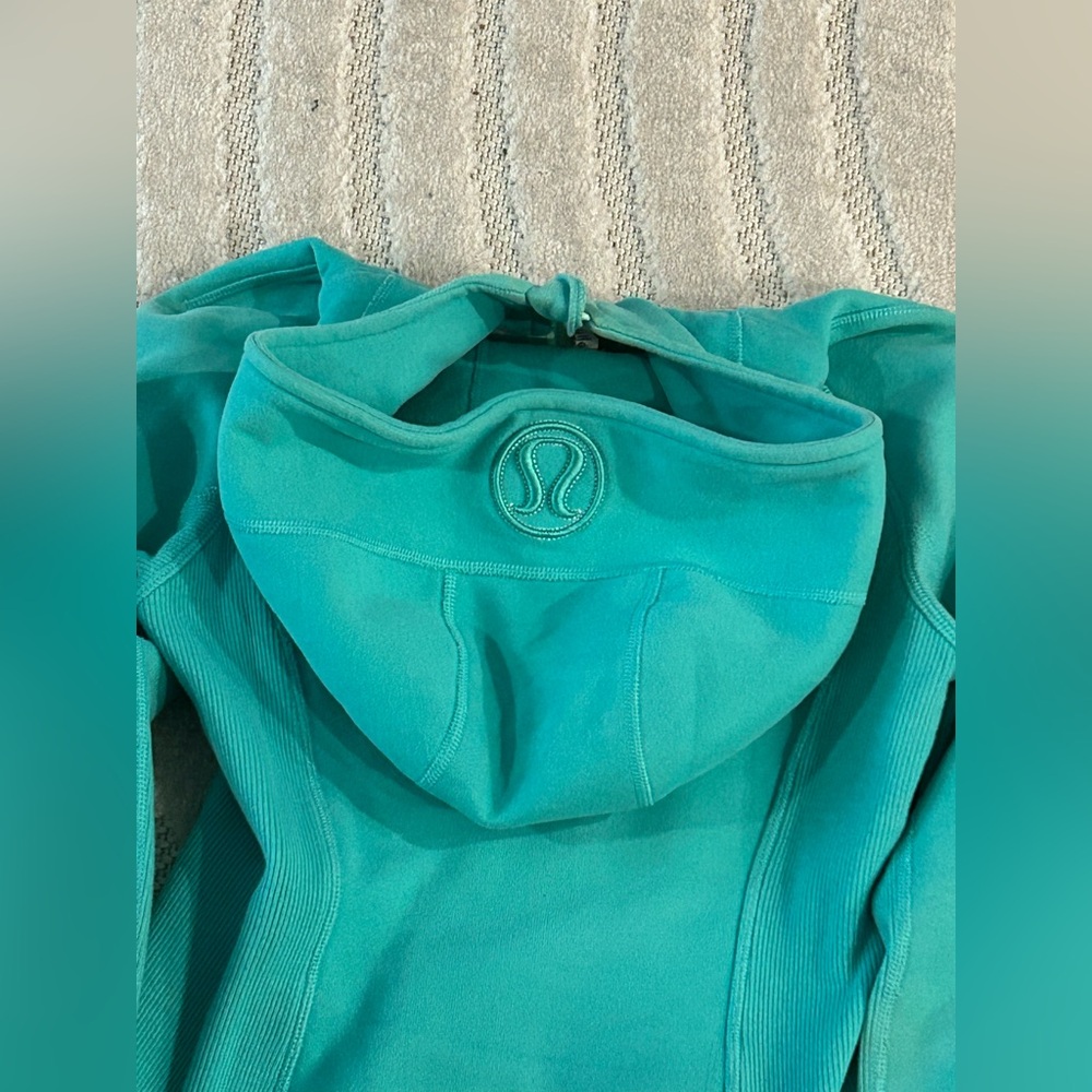 Lululemon Scuba Hoodie II in Bali Breeze/Fresh Teal - Size 2 - Picture 10 of 15